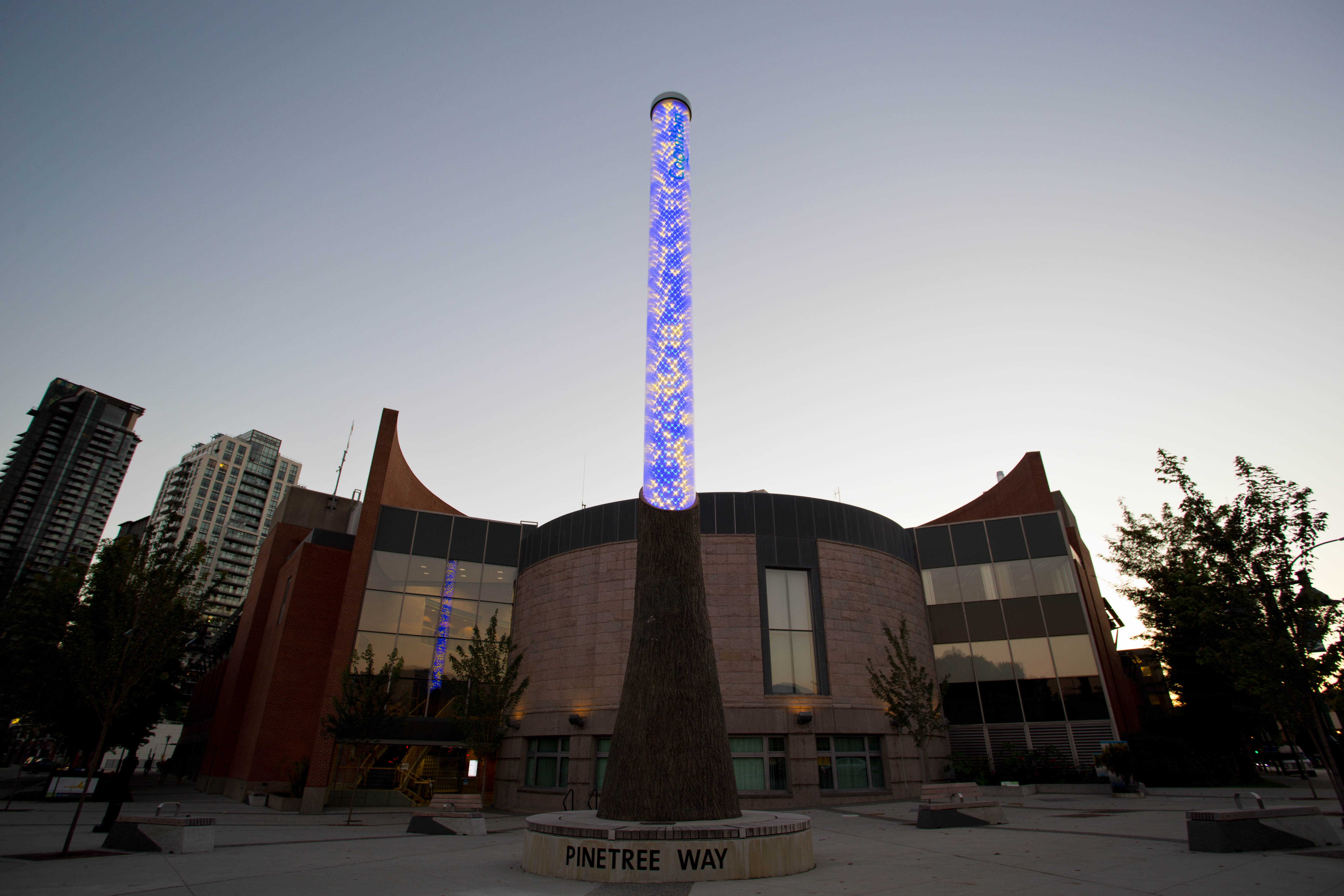 Light Column - Coquitlam Blue-Yellow Transition 1