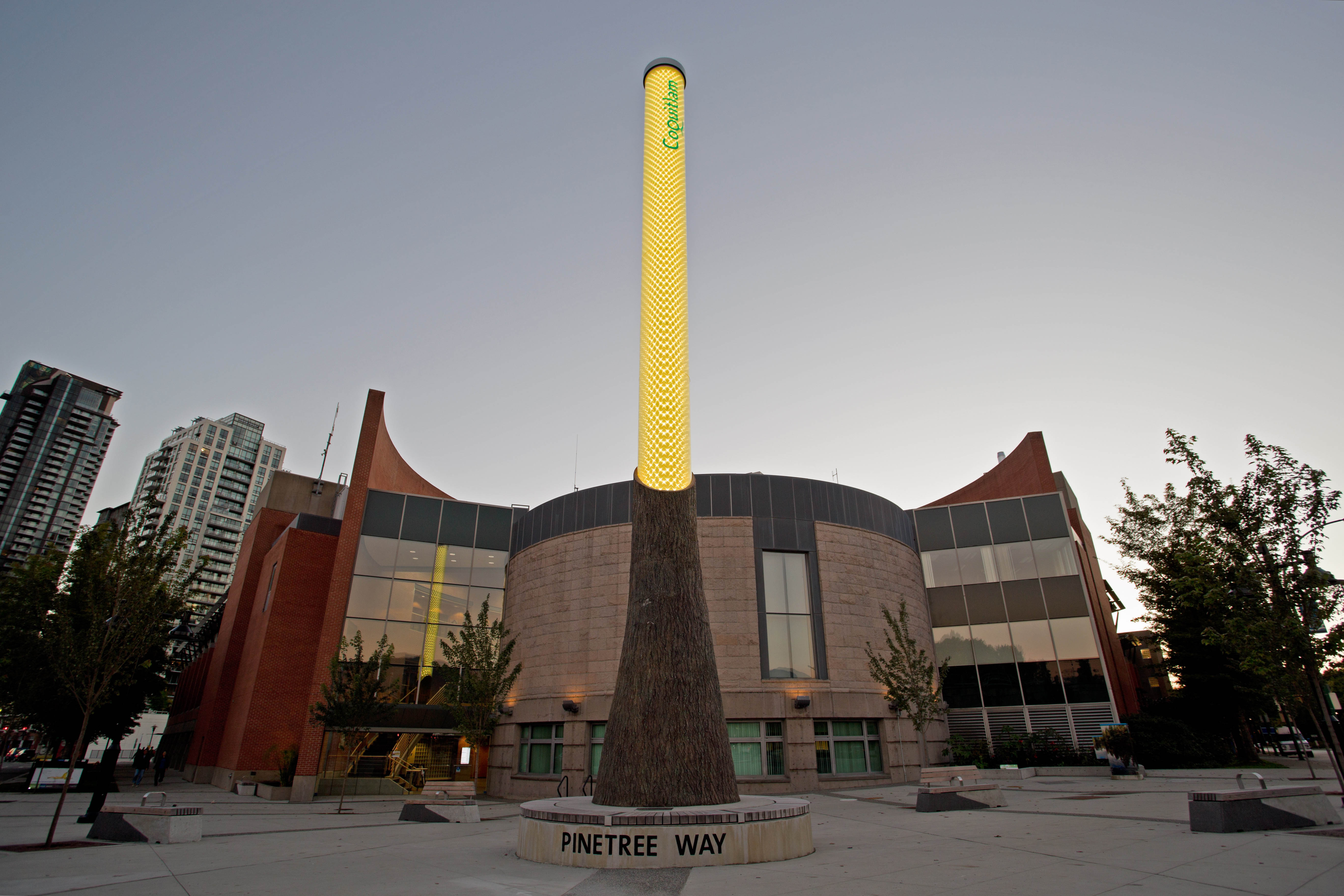 Light Column - Yellow
