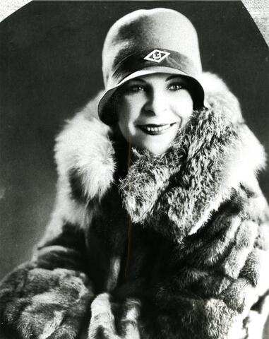 Portrait - Clara Jacobs, 1939